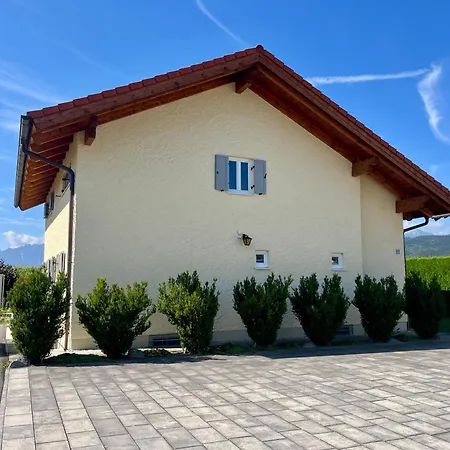 Am Weitfeld - Ruheoase Mit Garten & Bergblick Nahe Salzburg